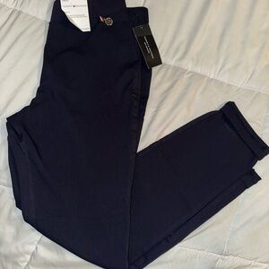 Tommy Hilfiger Women’s  Navy blue stretch ankle length Pants size 10